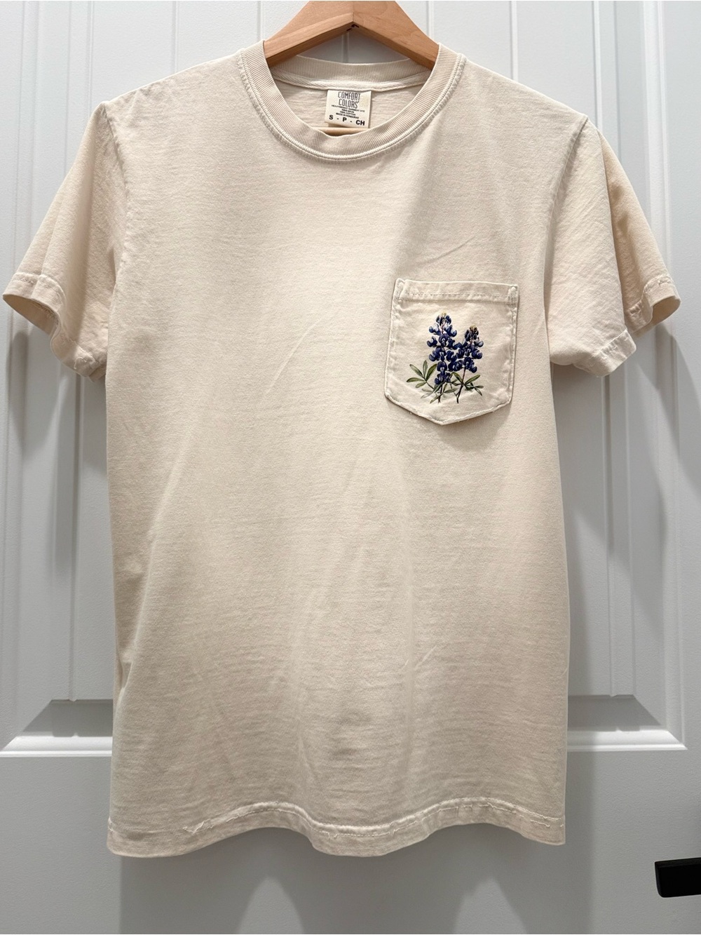 Comfort Colors Cream Pocket Tee with Blue Floral Embroidery